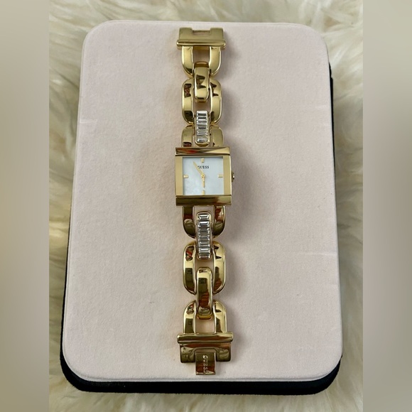 Limited Edition Luxe Guess Watch main image 10